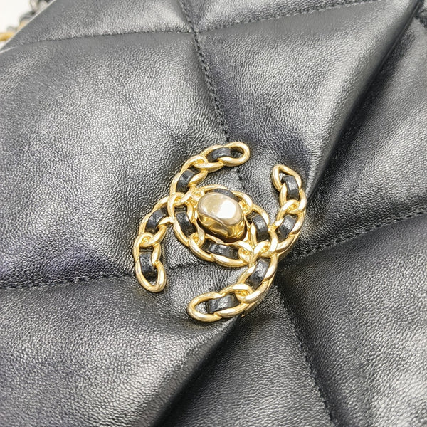 CHANEL 19 Small Quilted Lambskin Black