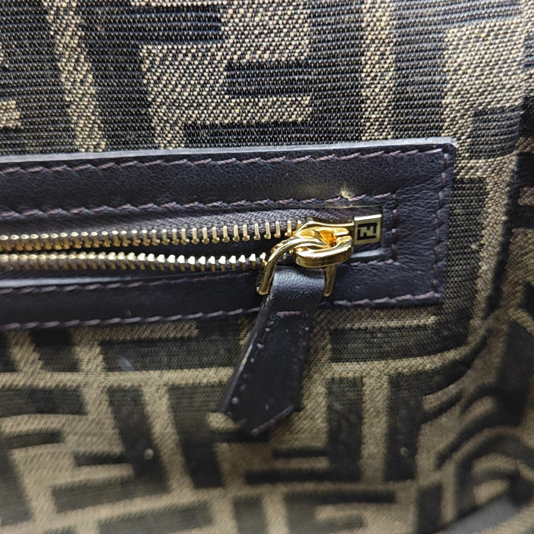 Baguette Medium Canvas Brown