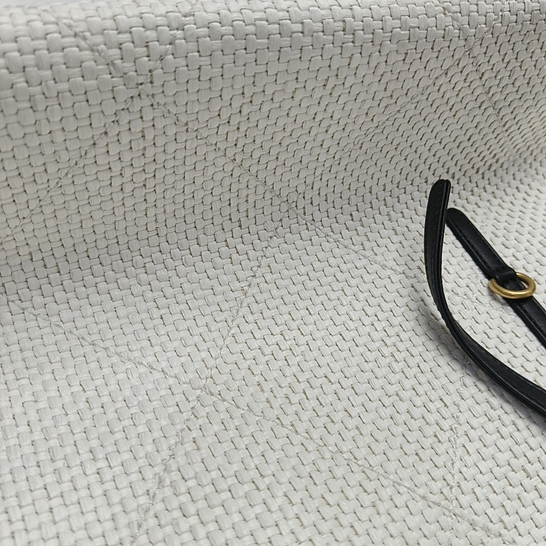 Quilted Canvas White