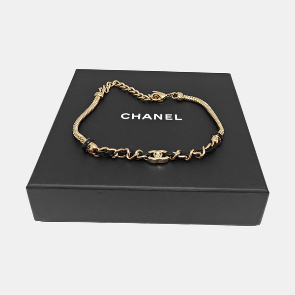 Authenticated pre-owned  Leather Gold-tone Metal Necklace - Necklace at Looply