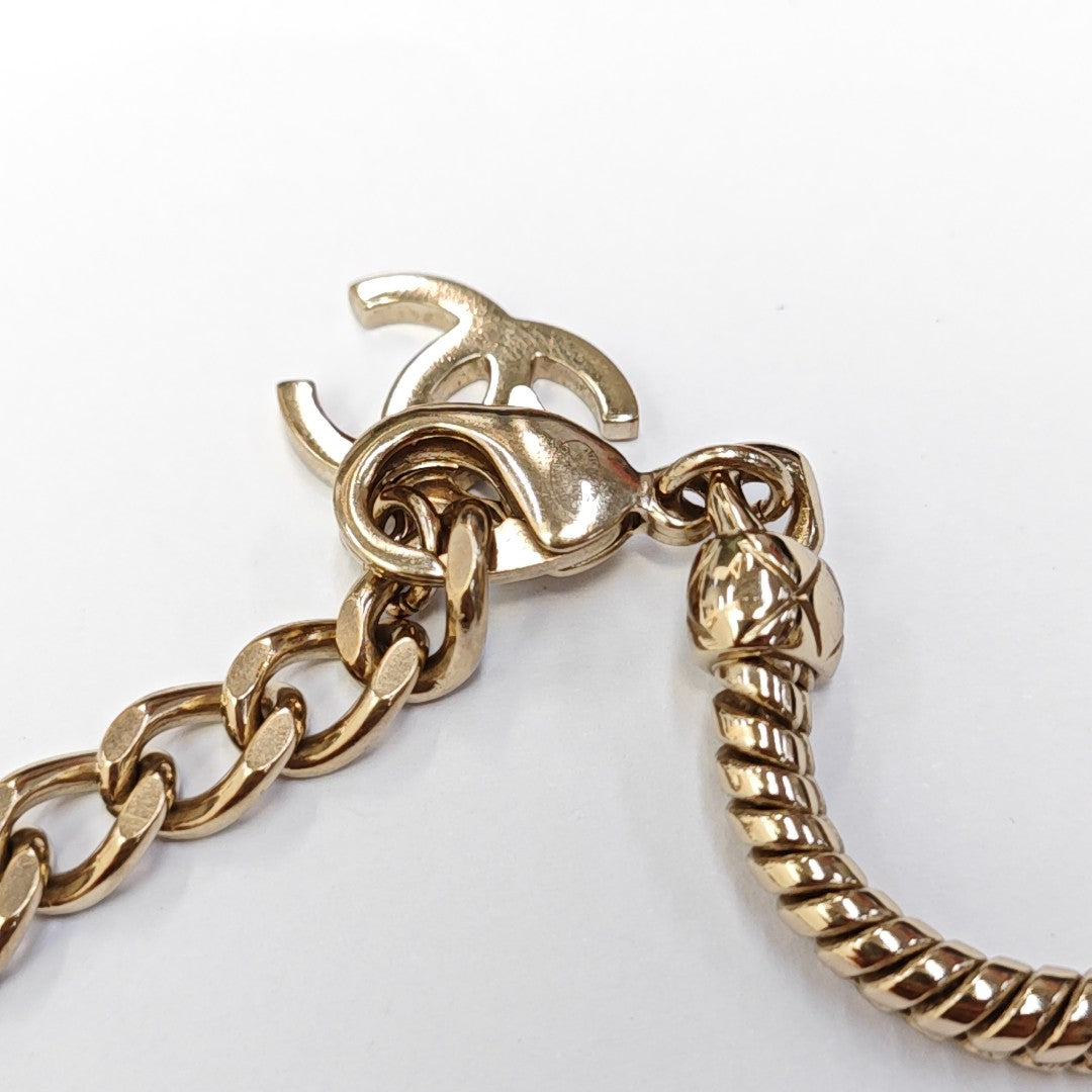 Authenticated pre-owned  Leather Gold-tone Metal Necklace - Necklace at Looply
