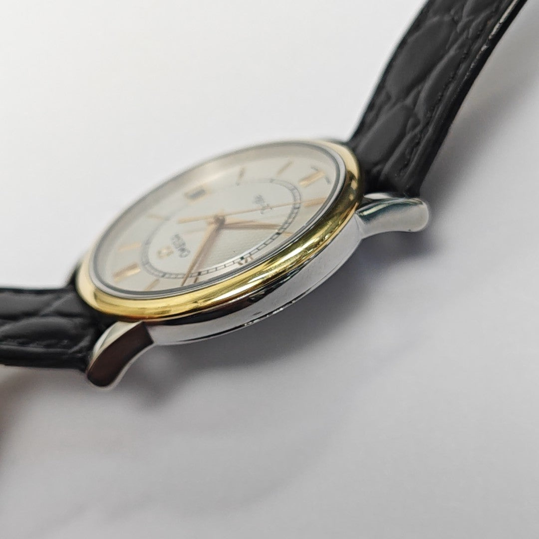 33mm White Quartz Watch
