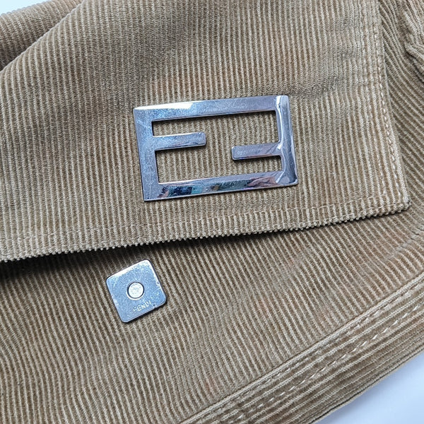 Bolso de mano de pana beige
