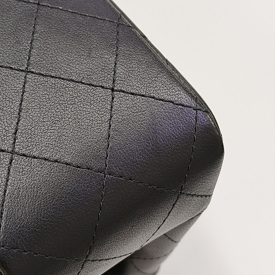 CLASSIC FLAP Mini Quilted Lambskin Black