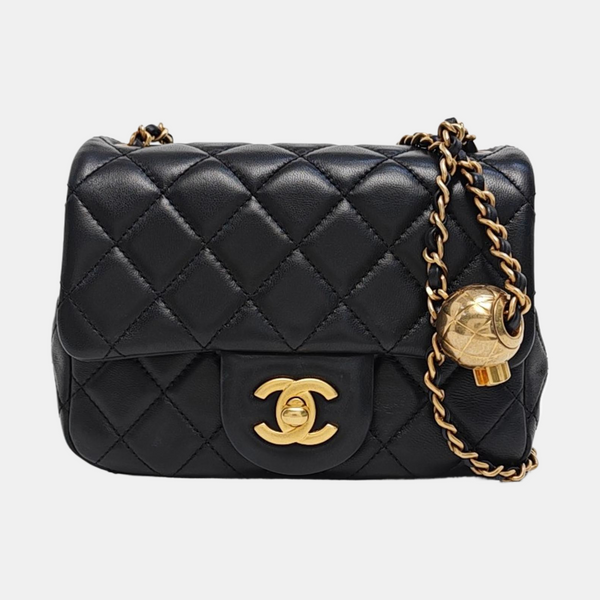 CLASSIC FLAP Mini Quilted Lambskin Black