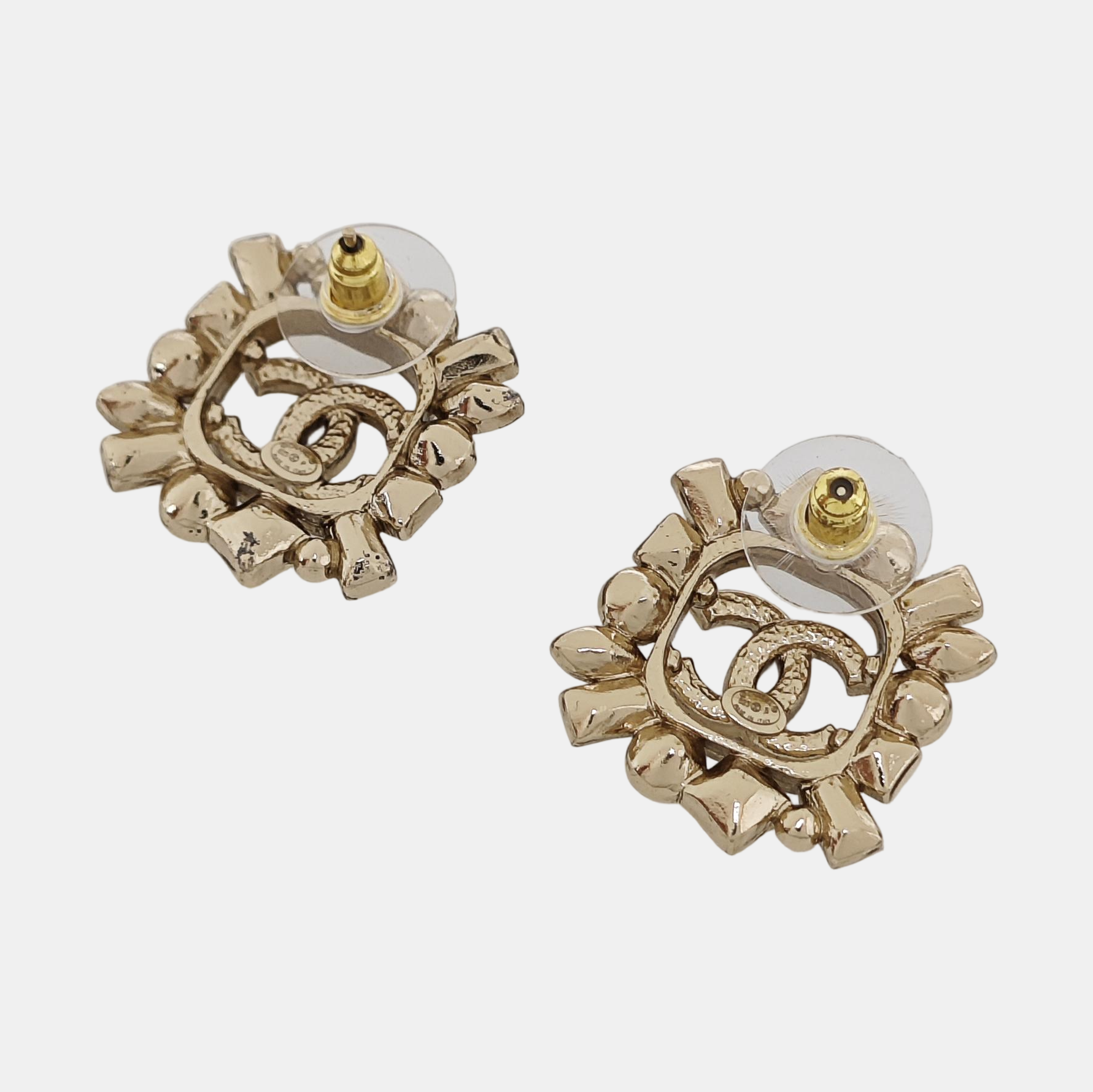 Authenticated pre-owned  CC Stud Gold-tone Metal Earring - Earrings at Looply