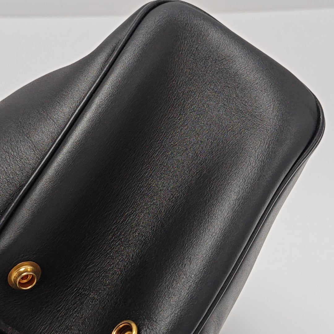Calfskin Mini Black