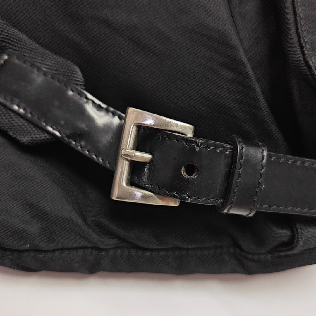 Vela Small Nylon Black