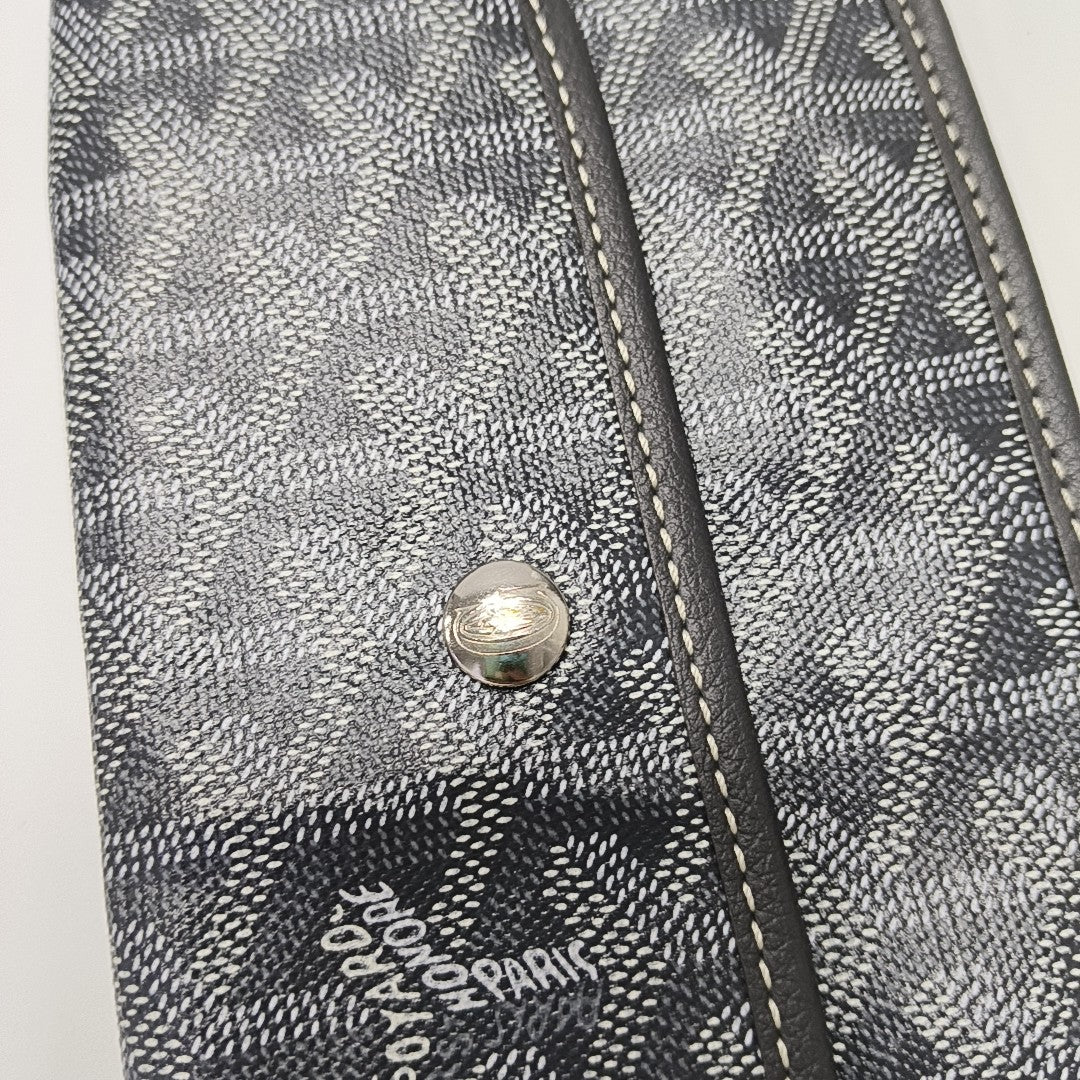 Saint Louis Coated Canvas Gray