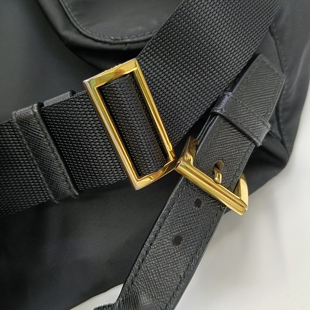 Vela Nylon Black