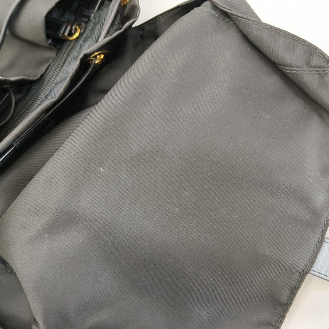 Vela Nylon Black