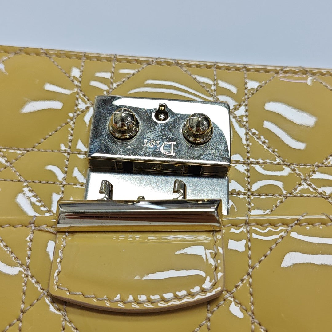 Rendez-Vous Cannage Patent Leather Yellow