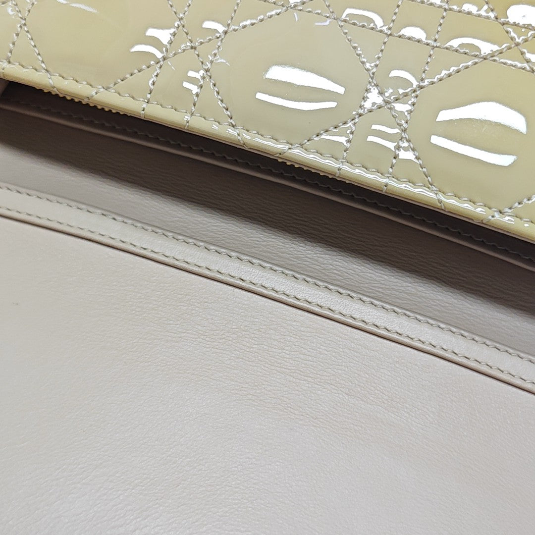 Rendez-Vous Cannage Patent Leather Yellow