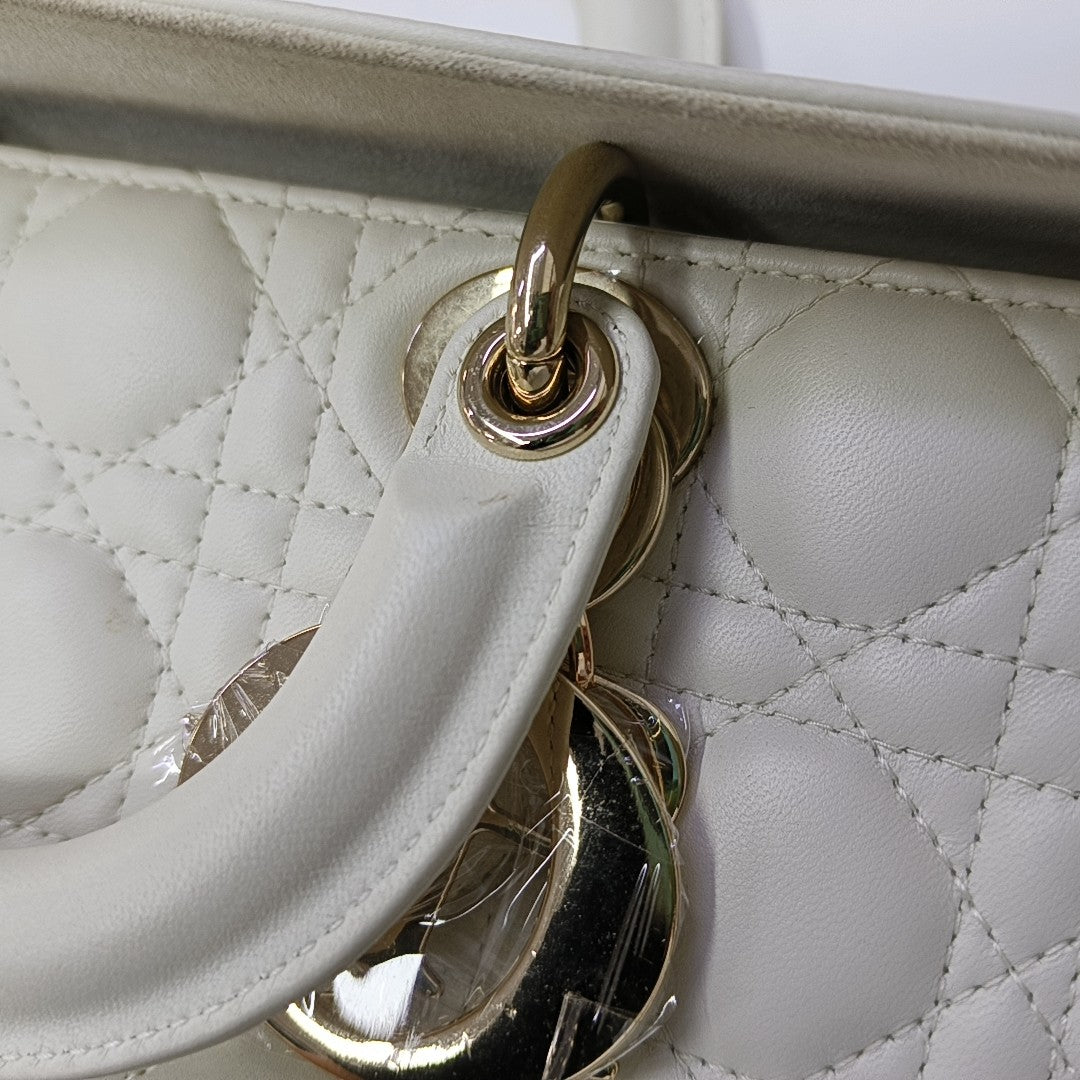 Lady D-Joy Medium Cannage Lambskin White