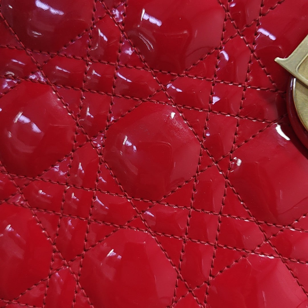 Lady Dior Medium Cannage Patent Leather Red