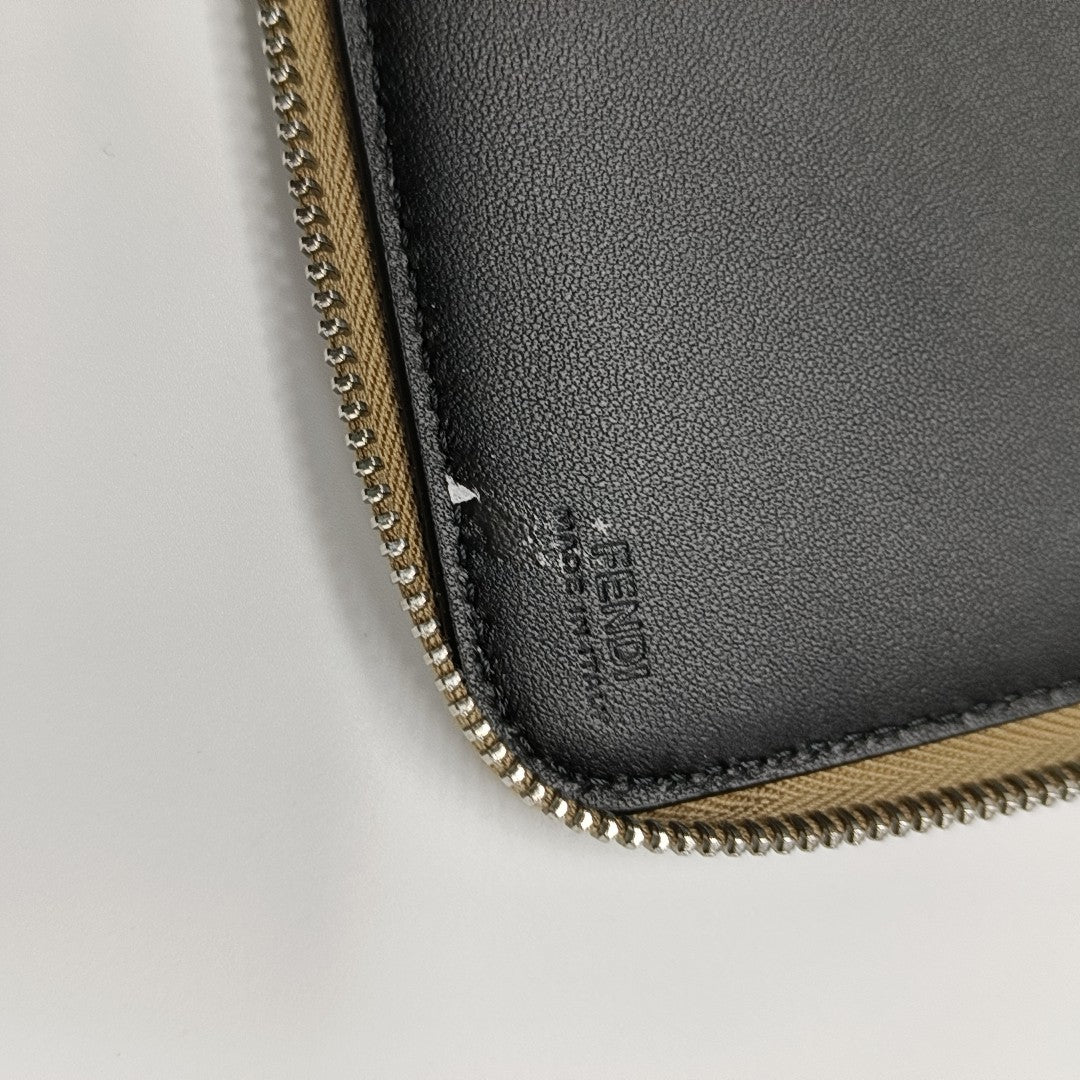 Leather Clutch Beige