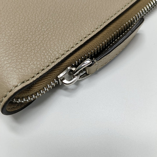 Leather Clutch Beige
