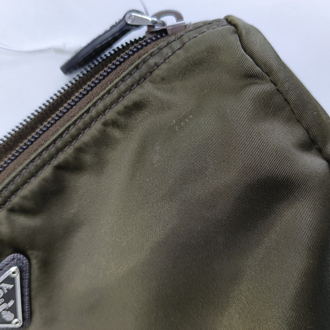Nylon Clutch Green