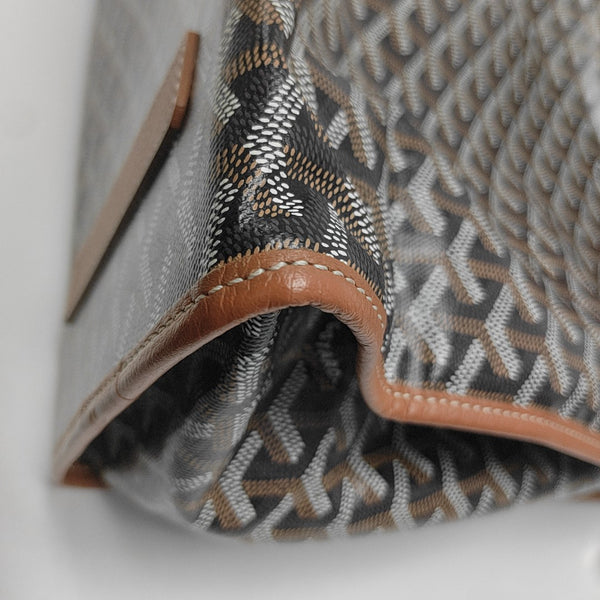Saint Léger Coated Canvas Brown