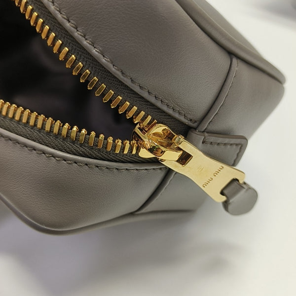Arcadie Small Leather Gray