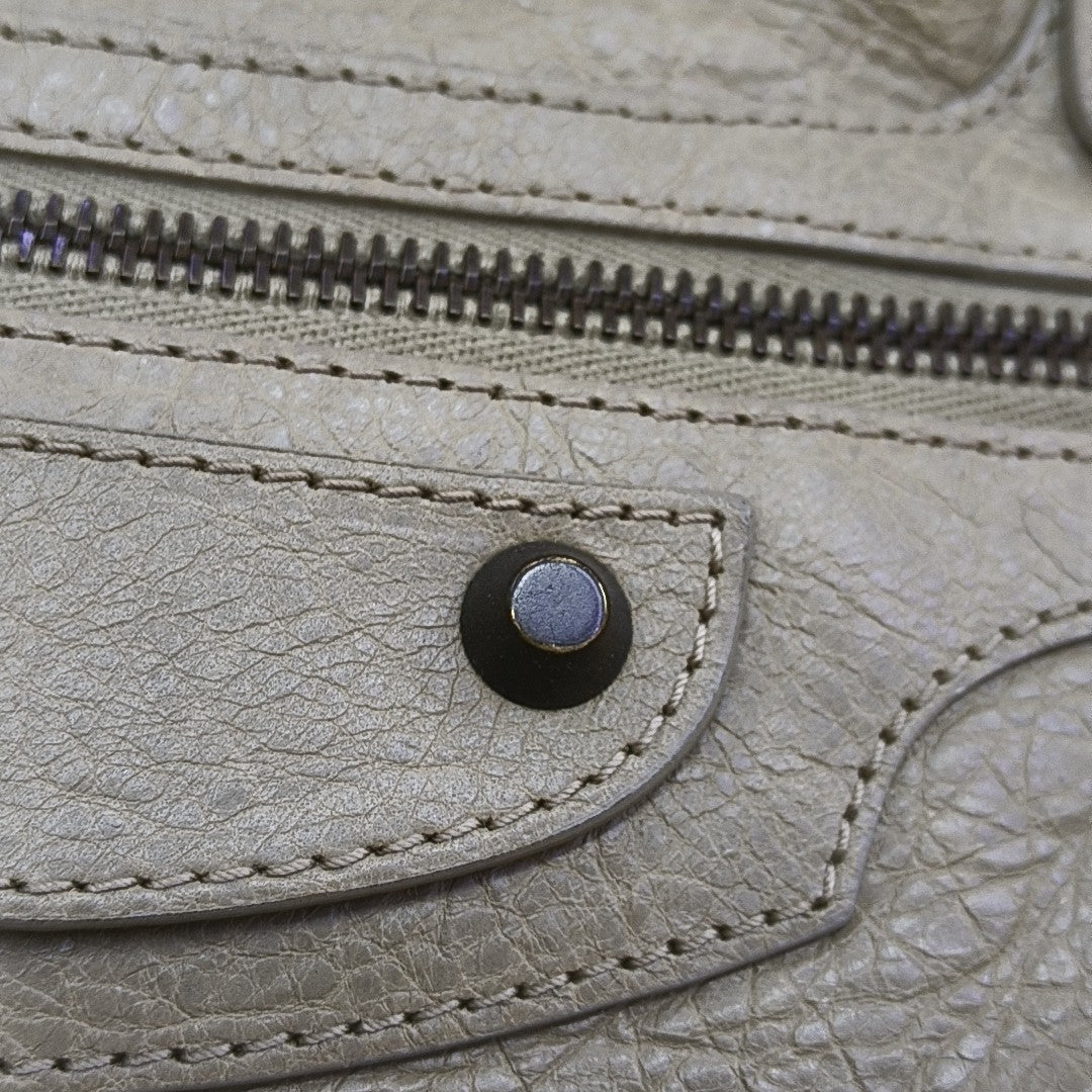 Classic City Medium Lambskin Beige