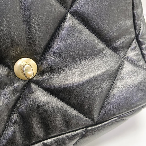 CHANEL 19 Small Quilted Lambskin Black