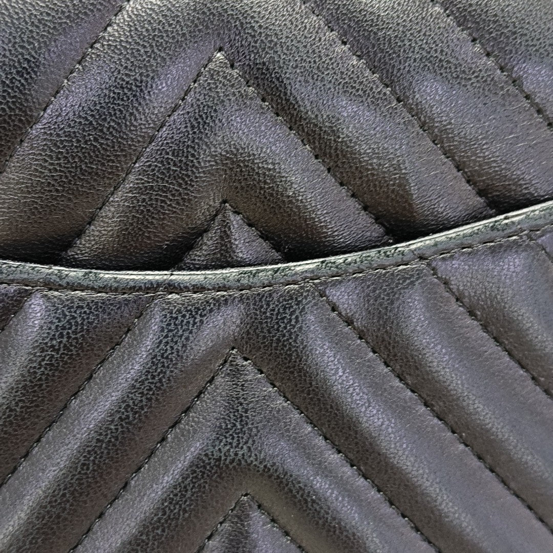 CLASSIC FLAP Mini Chevron Lambskin Black
