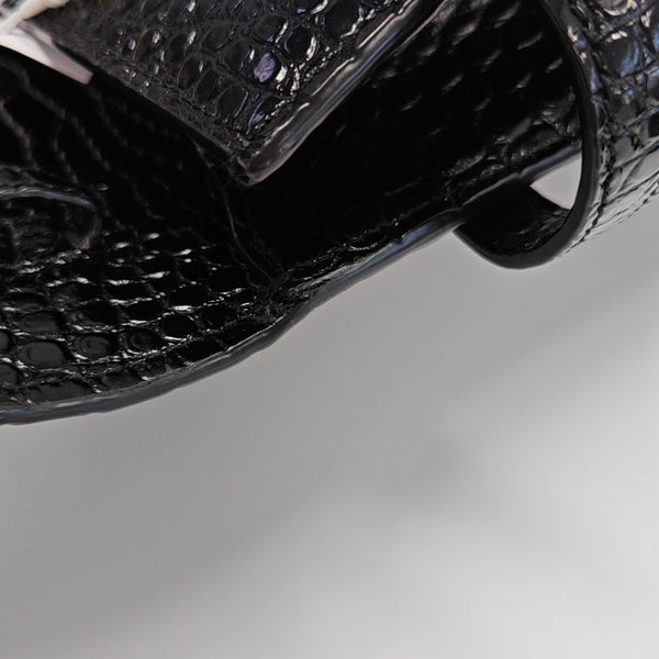 MANHATTAN Calfskin Black