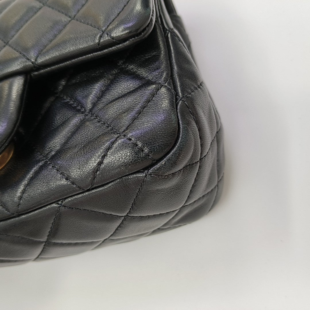 CLASSIC FLAP Mini Quilted Lambskin Black