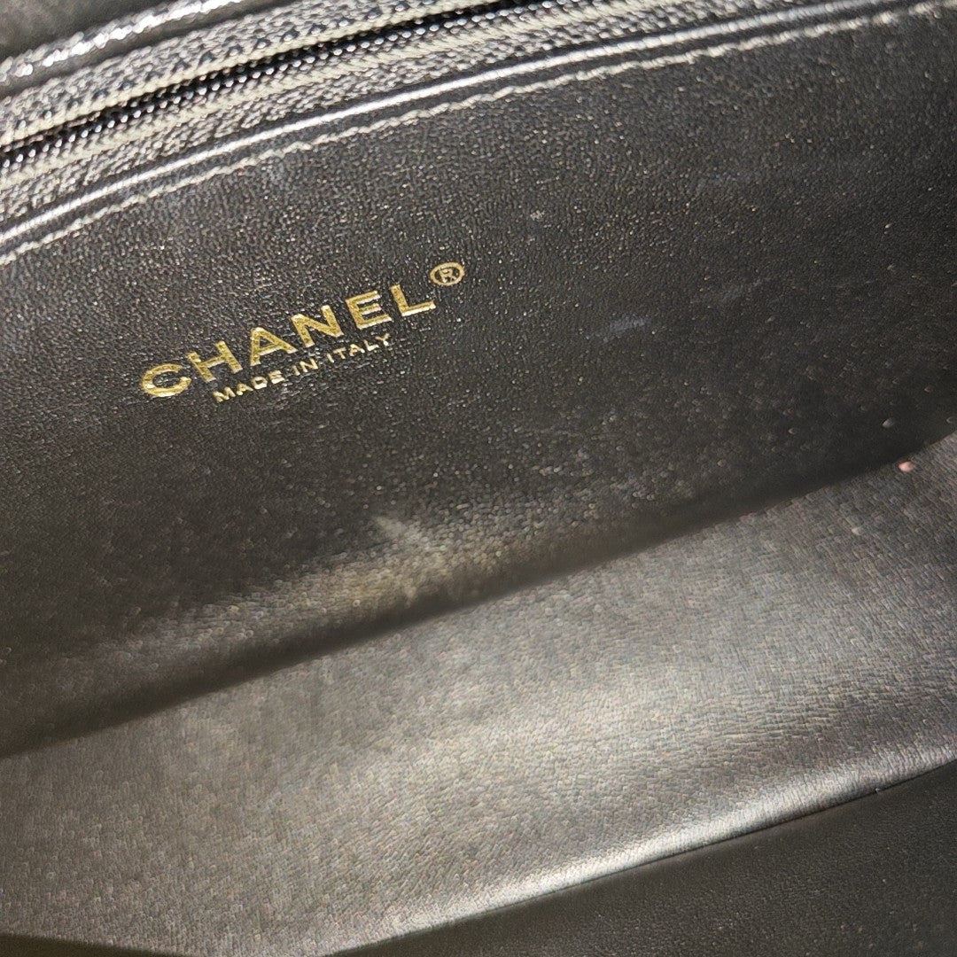 CLASSIC FLAP Mini Quilted Lambskin Black