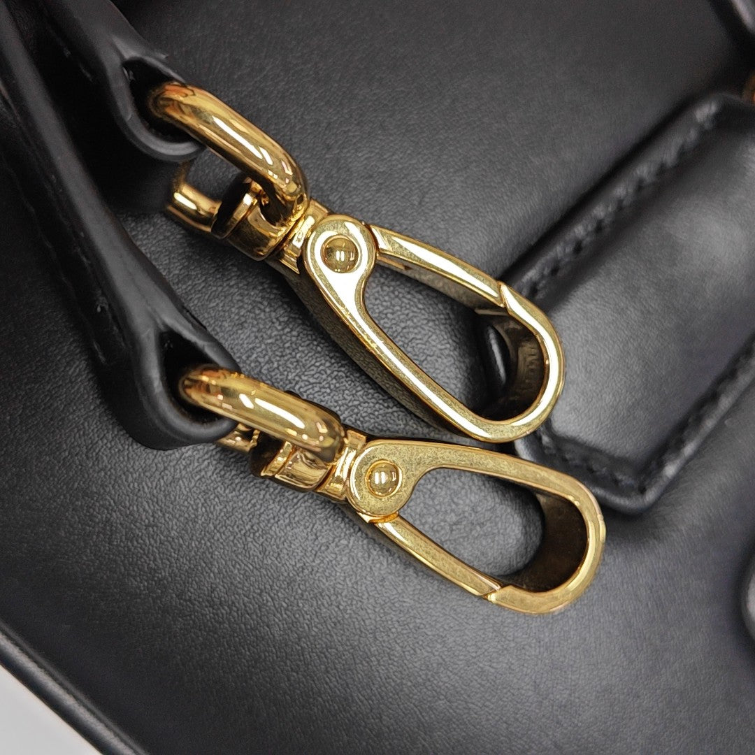 Arcadie Calfskin Black