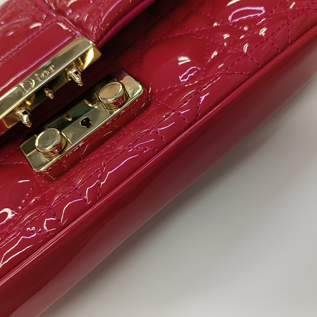 New Lock Cannage Patent Leather Red