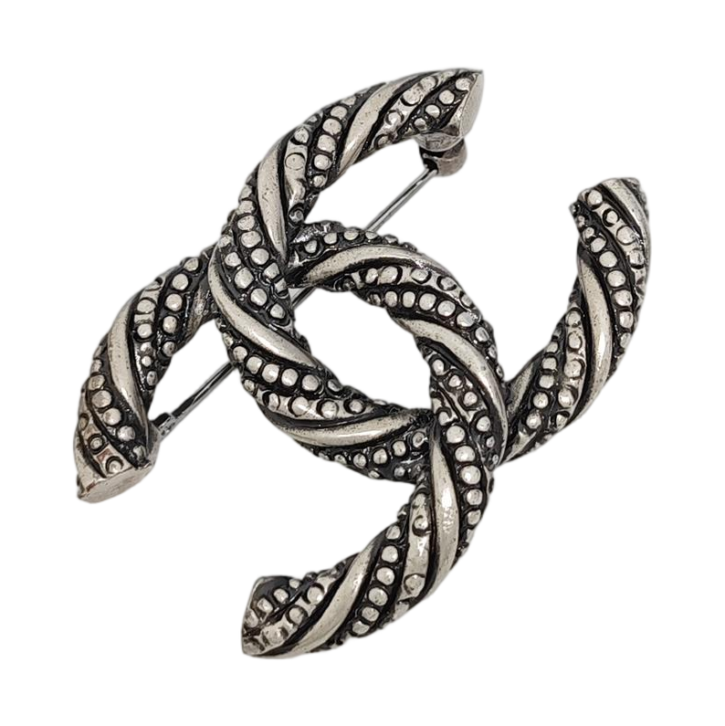 Authenticated pre-owned  Vintage Metal Brooch Silver-tone Metal Brooch - Brooch at Looply