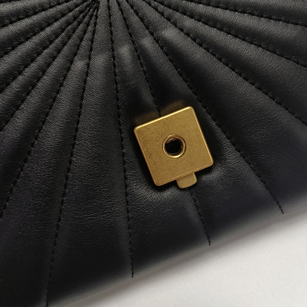 Queen Margaret Quilted Calfskin Black