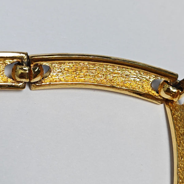 Authenticated pre-owned  Gold-tone Metal Synthetic Crystal Gold Necklace - Necklace at Looply