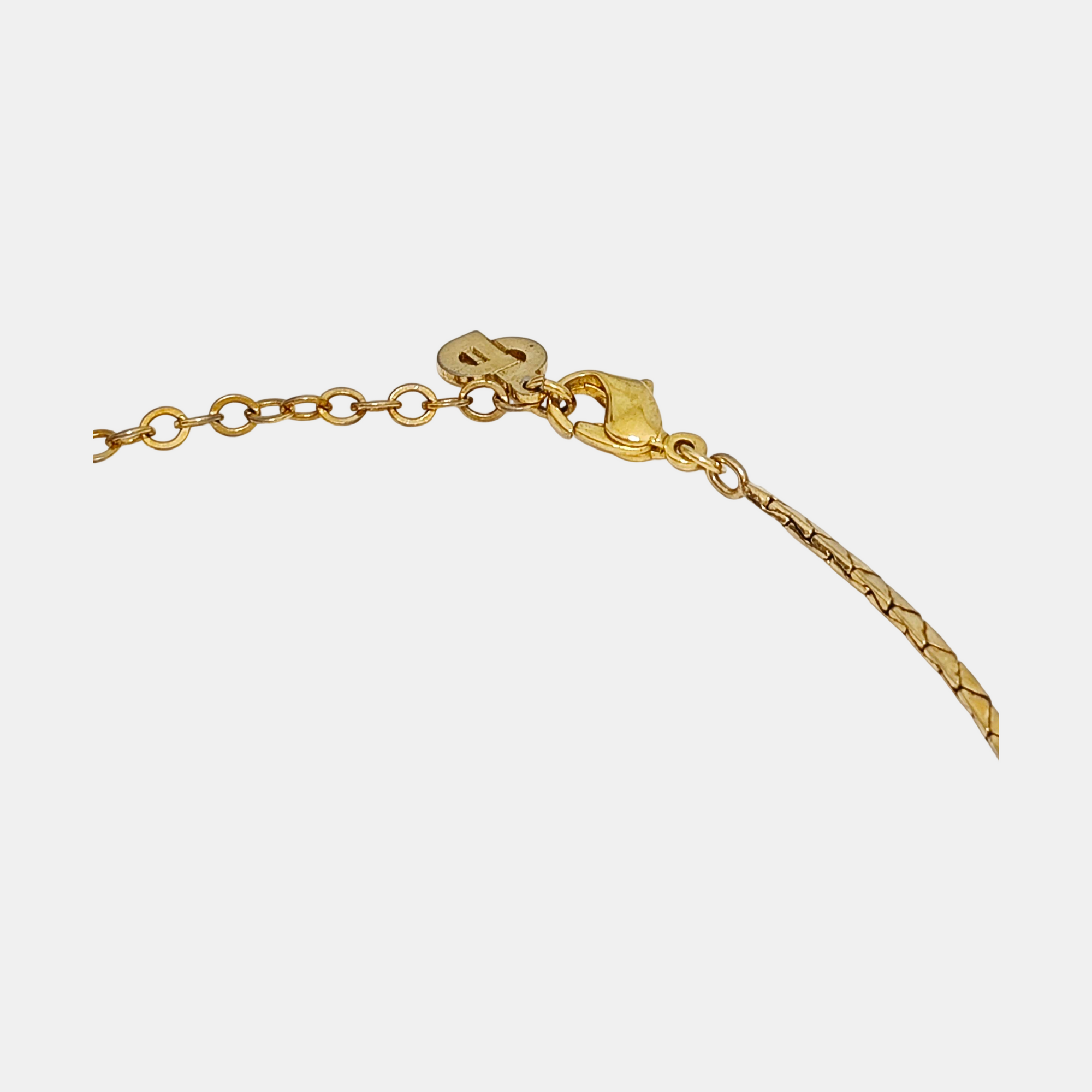 Authenticated pre-owned  Gold-tone Metal Gold Necklace - Necklace at Looply