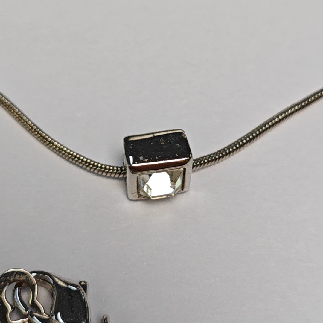 Authenticated pre-owned  Silver-tone Metal Silver Necklace - Necklace at Looply