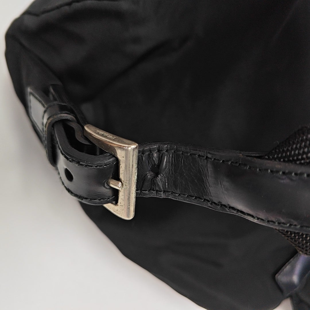 Vela Nylon Black