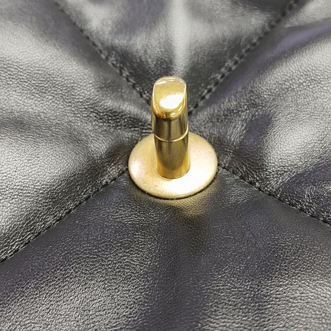 CHANEL 19 Small Quilted Lambskin Black