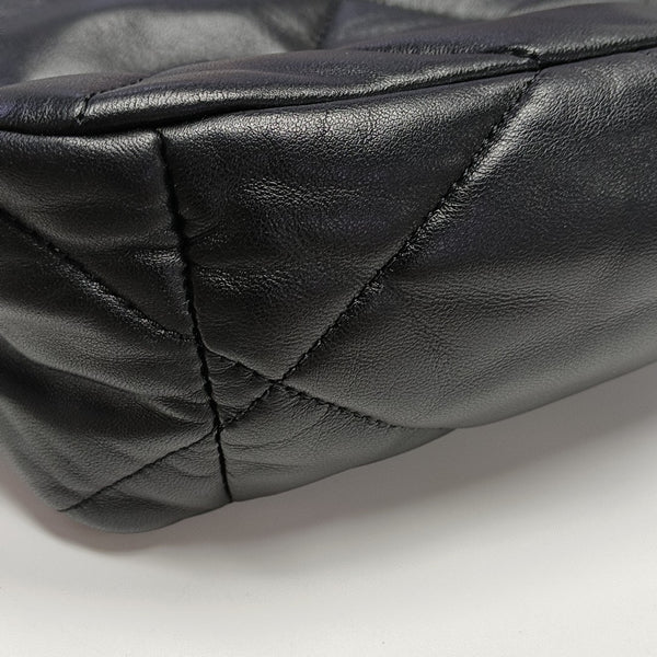 CHANEL 19 Small Quilted Lambskin Black