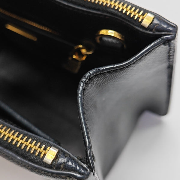 Galleria Small Saffiano Calfskin Black
