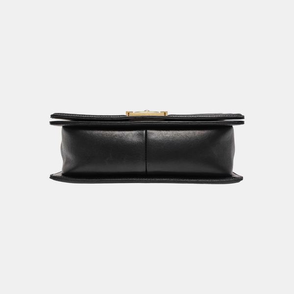 BOY CHANEL Medium Chevron Lambskin Black
