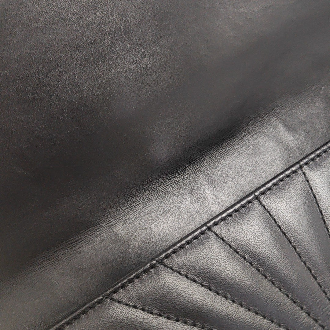 Queen Margaret Quilted Calfskin Black