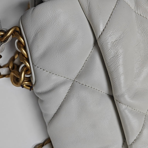 CHANEL 19 Small Quilted Lambskin White