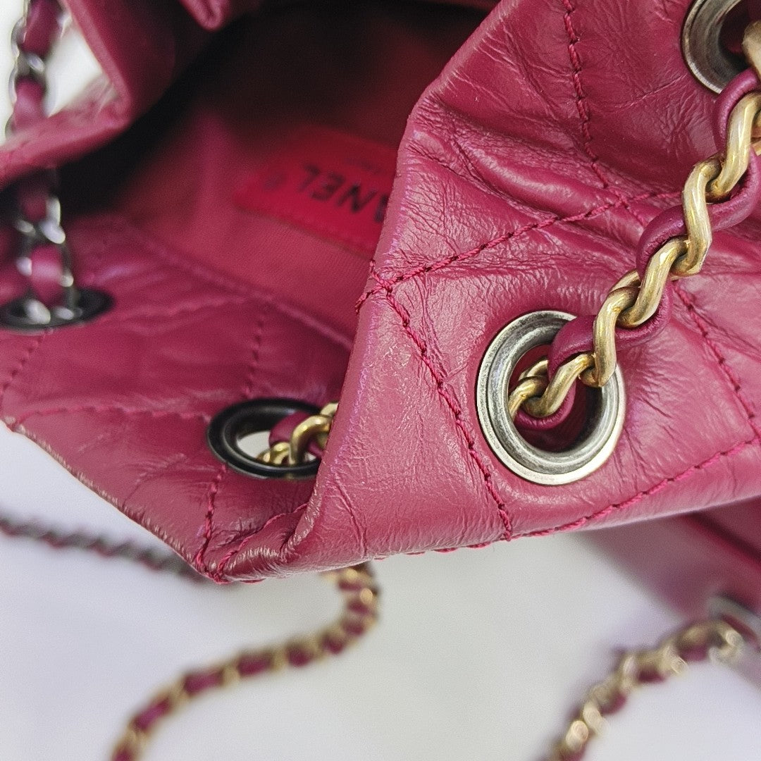 GABRIELLE Small Quilted Calfskin Red
