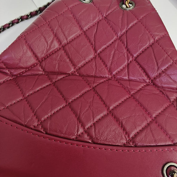 GABRIELLE Small Quilted Calfskin Red