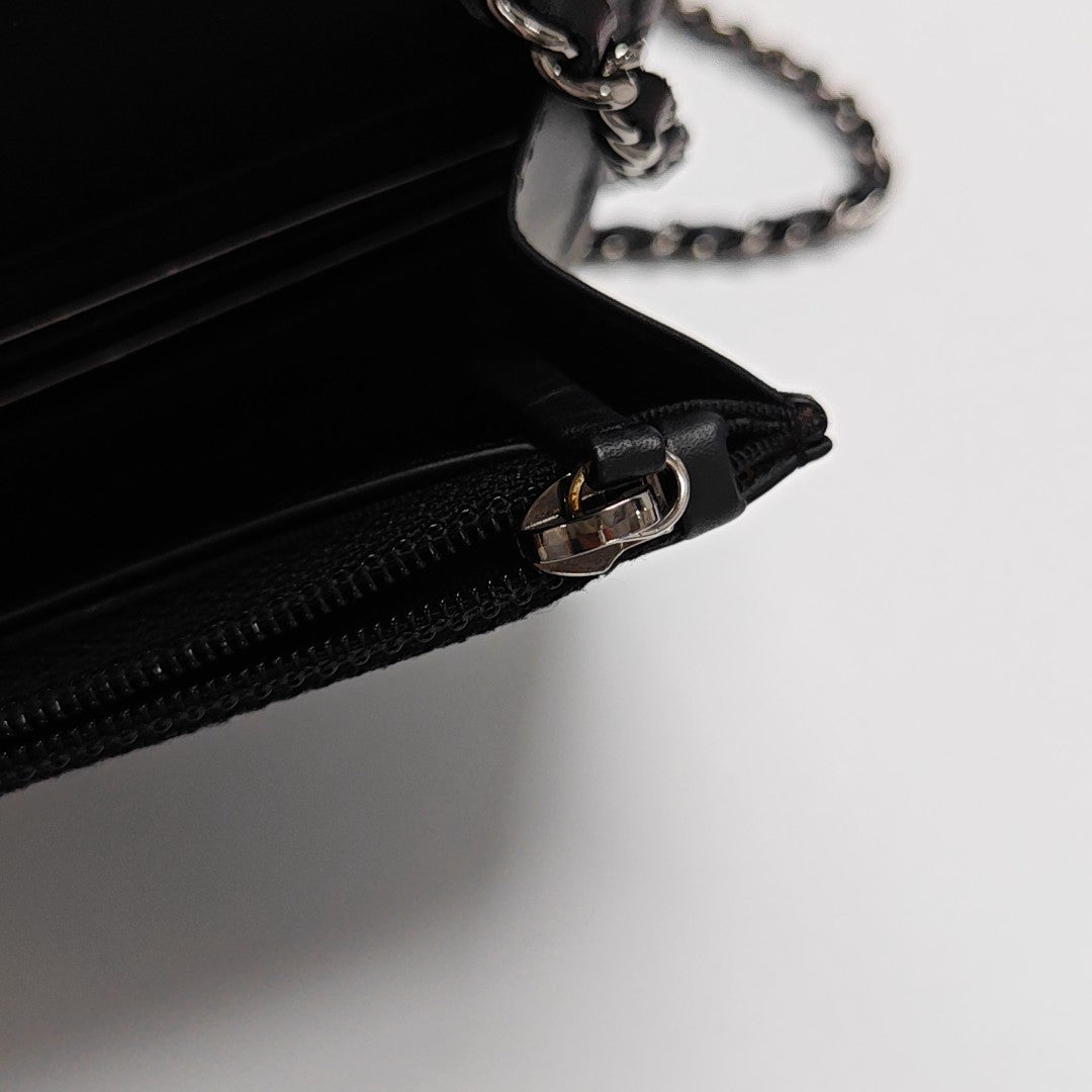 WOC Quilted Patent Leather Black