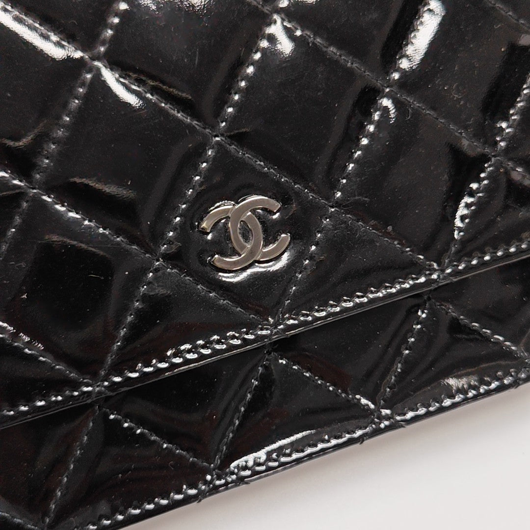 WOC Quilted Patent Leather Black