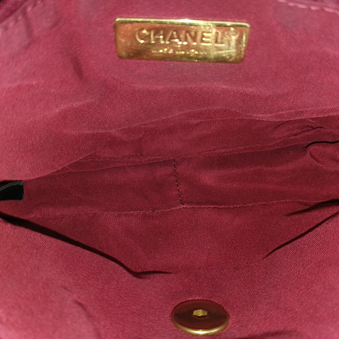 CHANEL 19 Quilted Lambskin Black