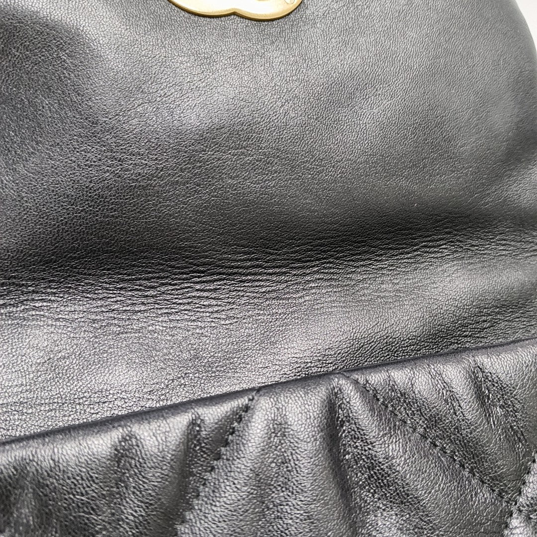 CHANEL 19 Quilted Lambskin Black